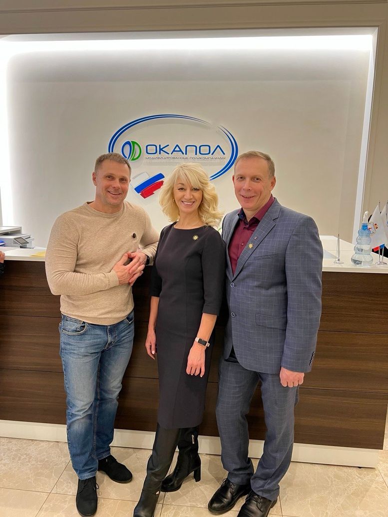 Oe3z8XbdJo